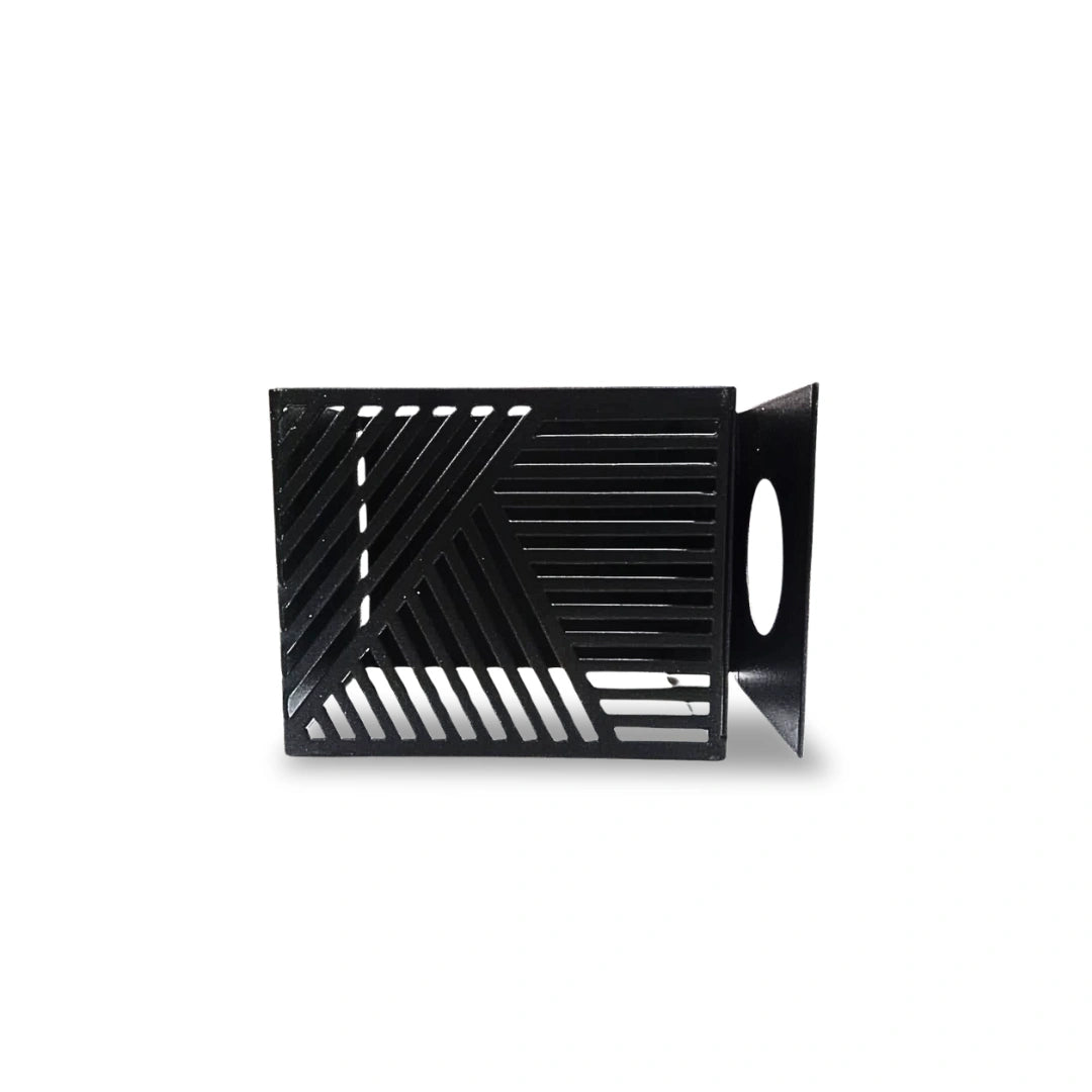 MettiQ geometric metal tea light candle holder with modern design